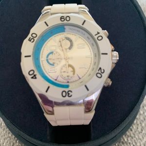 🌹 3/$15 White Watch